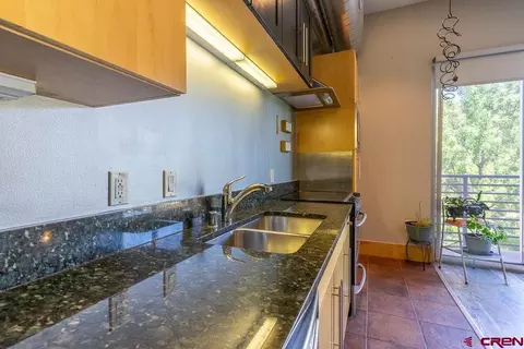 Kitchen - 555 Rivergate Ln #B2-247, Durango, CO 81301 photo 4 of 5