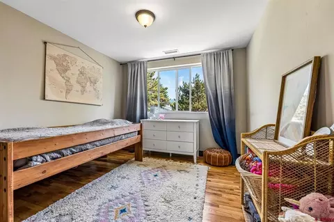 Bedroom - 2180 Crestview Dr, Durango, CO 81301 photo 3 of 8