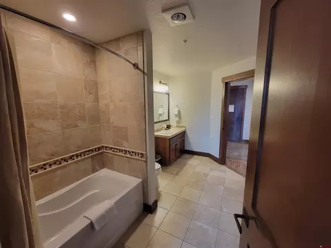 Bath - 24 Sheol St #103 C, Durango, CO 81301 photo 3 of 4