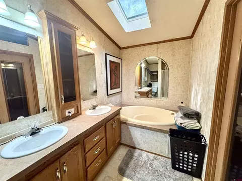 Bath - 288 Animas View Dr #38, Durango, CO 81301 photo 2 of 3