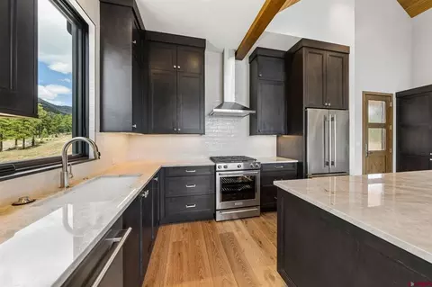 Kitchen - 64 Clubhouse Village Dr, Durango, CO 81301 photo 3 of 5
