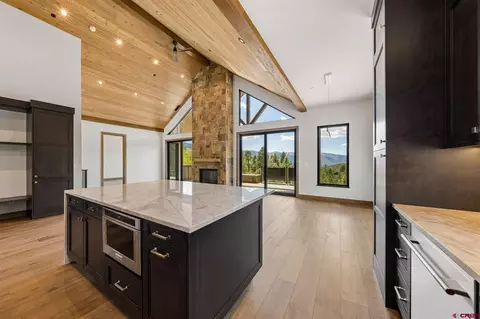Kitchen - 64 Clubhouse Village Dr, Durango, CO 81301 photo 4 of 5