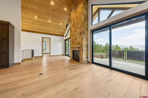 Living - 64 Clubhouse Village Dr, Durango, CO 81301 photo 2 of 4