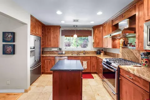 Kitchen - 1051 County Road 250, Durango, CO 81301 photo 1 of 4