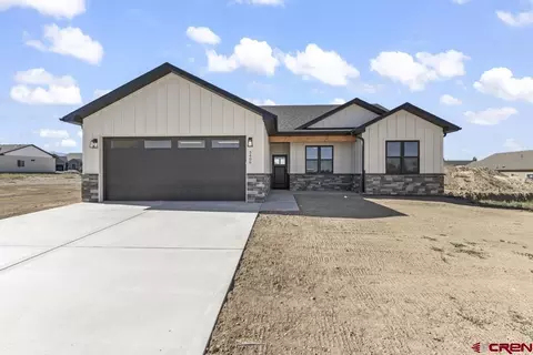 3406 Pinewood St, Montrose, CO 81401