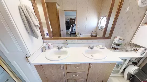 Bath - 7915 St Hwy 151, Ignacio, CO 81137 photo 2 of 6