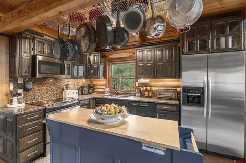Kitchen - 161 Hermosa View Dr, Durango, CO 81301 photo 3 of 4