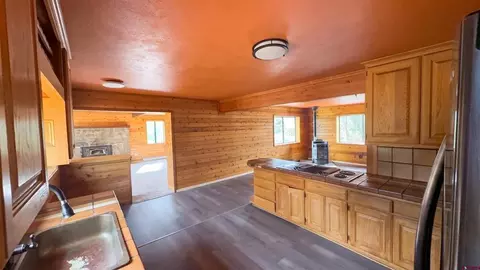 Kitchen - 29018 Highway 160, Durango, CO 81303 photo 2 of 3
