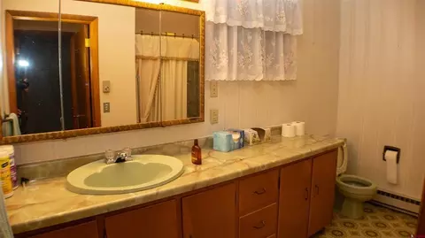 Bath - 746 E 6th St, Delta, CO 81416 photo 2 of 2