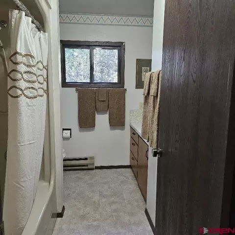 Bath - 135 Ridge Rd, Cimarron, CO 81220 photo 2 of 3