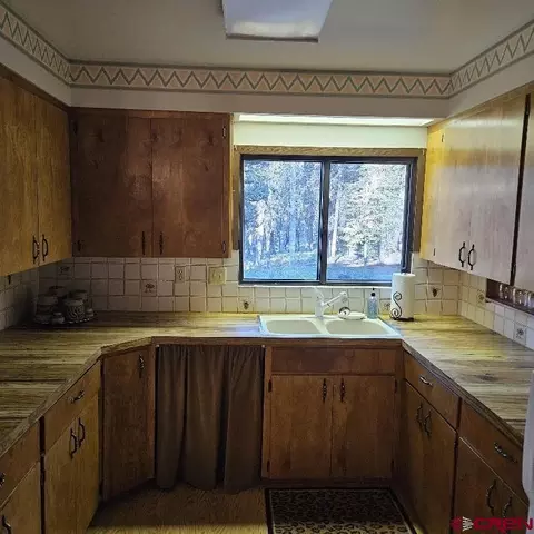 Kitchen - 135 Ridge Rd, Cimarron, CO 81220 photo 2 of 3