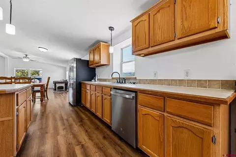 Kitchen - 28998 Hwy 160, Durango, CO 81303 photo 1 of 3