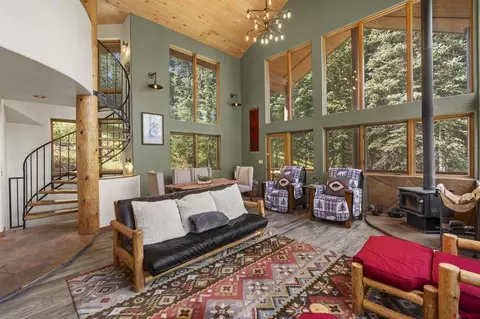 Living - 52 Spud Cir, Durango, CO 81301 photo 3 of 5