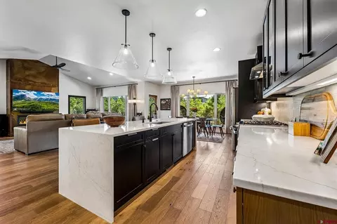 Kitchen - 41 Edgemont Mdws, Durango, CO 81301 photo 3 of 4