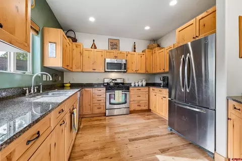 Kitchen - 118 Big Bend Ct, Durango, CO 81301 photo 2 of 3