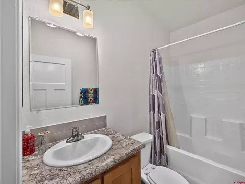 Bath - 303 Cr 320, Ignacio, CO 81137 photo 2 of 3