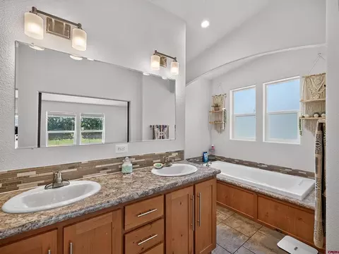 Bath - 303 Cr 320, Ignacio, CO 81137 photo 1 of 3