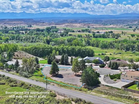 17170 Panorama Ct, Montrose, CO 81403