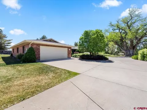1214 Peppertree Dr, Montrose, CO 81401