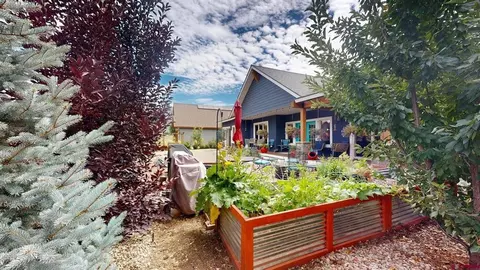 Exterior - 21 Estancia Ct, Durango, CO 81301 photo 6 of 9