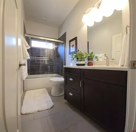 Bath - 21 Estancia Ct, Durango, CO 81301 photo 1 of 4