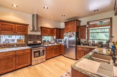 Kitchen - 20 Cove Way, Durango, CO 81301 photo 2 of 3