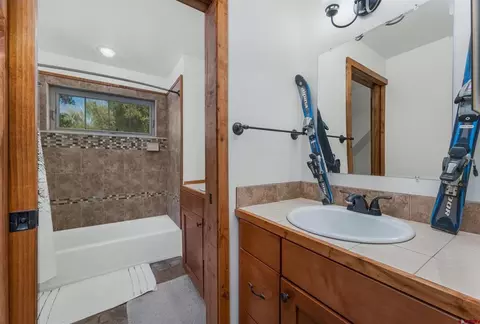 Bath - 20 Cove Way, Durango, CO 81301 photo 5 of 6