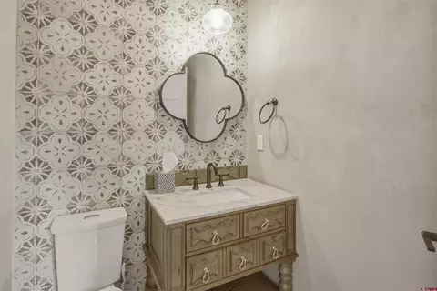 Bath - 224 Cypress Ct, Durango, CO 81301 photo 3 of 4
