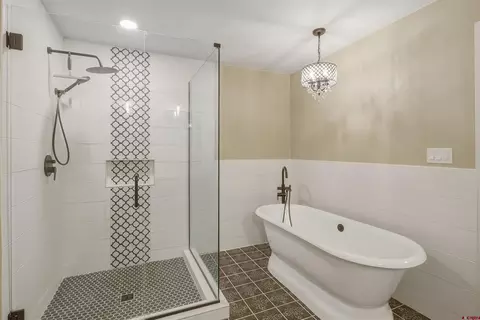 Bath - 224 Cypress Ct, Durango, CO 81301 photo 2 of 4