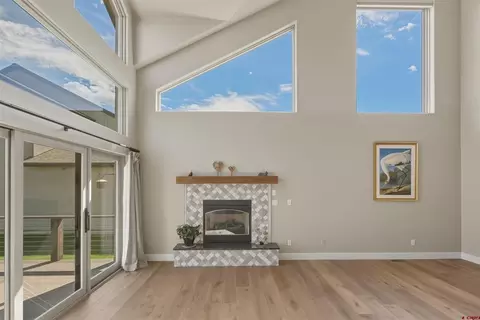 Living - 224 Cypress Ct, Durango, CO 81301 photo 2 of 3