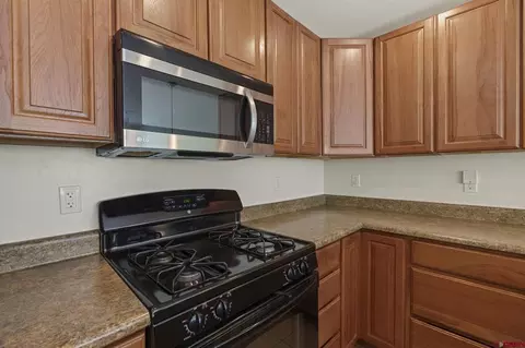 Kitchen - 55 Westwood Pl #E5, Durango, CO 81301 photo 3 of 4