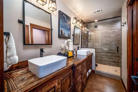 Bath - 9 Penstock Ct, Durango, CO 81301 photo 1 of 4