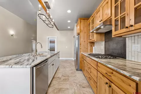 Kitchen - 106 Cielo Way, Durango, CO 81303 photo 3 of 4
