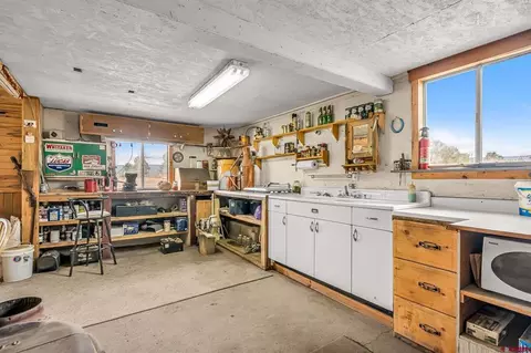 Kitchen - 15596 Peach Rd, Cedaredge, CO 81413 photo 5 of 5