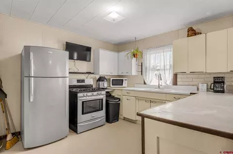 Kitchen - 15596 Peach Rd, Cedaredge, CO 81413 photo 1 of 5
