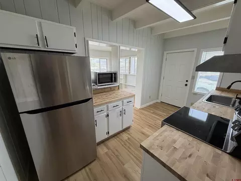Kitchen - 195 Silverview Ln #1-5, Durango, CO 81303 photo 2 of 4