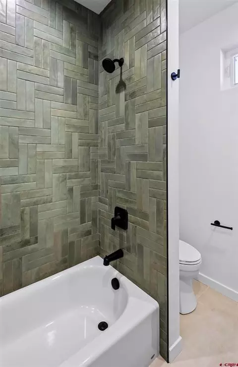 Bath - 39 Yarrow Ct, Durango, CO 81301 photo 5 of 5