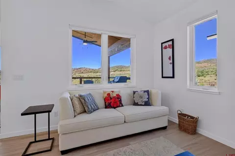 Living - 39 Yarrow Ct, Durango, CO 81301 photo 2 of 4