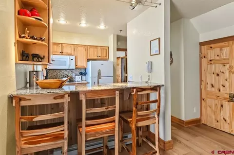 Kitchen - 11 Emmons Rd #422, Crested Butte, CO 81225 photo 1 of 2