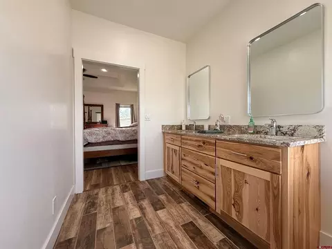 Bath - 18755 H Rd, Delta, CO 81416 photo 1 of 5