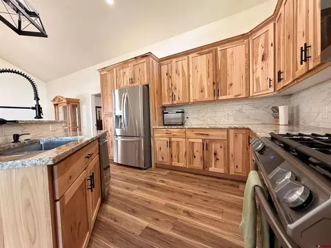 Kitchen - 18755 H Rd, Delta, CO 81416 photo 2 of 2