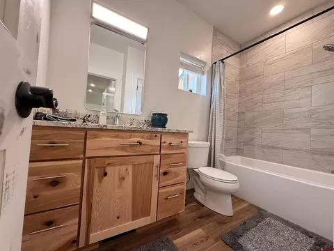 Bath - 18755 H Rd, Delta, CO 81416 photo 5 of 5