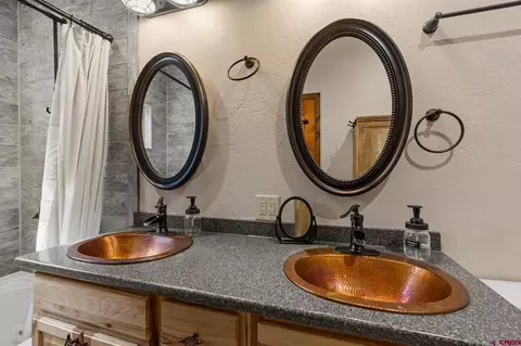 Bath - 1677 Sierre Verde Dr, Durango, CO 81301 photo 1 of 3
