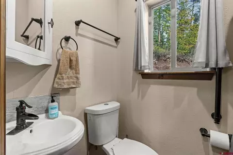 Bath - 1677 Sierre Verde Dr, Durango, CO 81301 photo 3 of 3