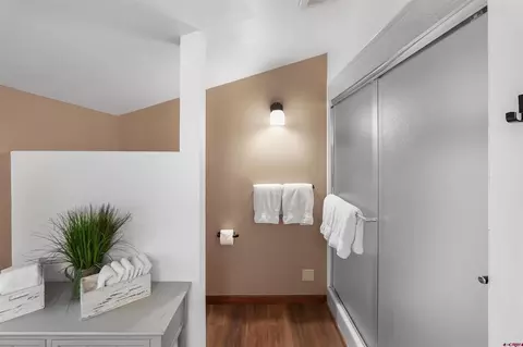 Bath - 6759 Cr 203, Durango, CO 81301 photo 5 of 8