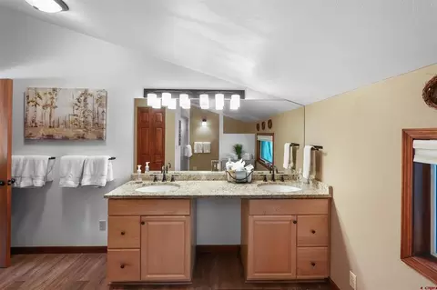 Bath - 6759 Cr 203, Durango, CO 81301 photo 6 of 8