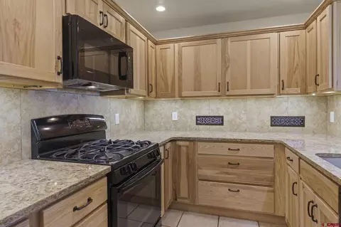 Kitchen - 210 Sage Rd, Durango, CO 81303 photo 2 of 4