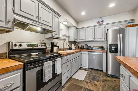 Kitchen - 243 Pine Ridge Loop #C2, Durango, CO 81301 photo 3 of 3