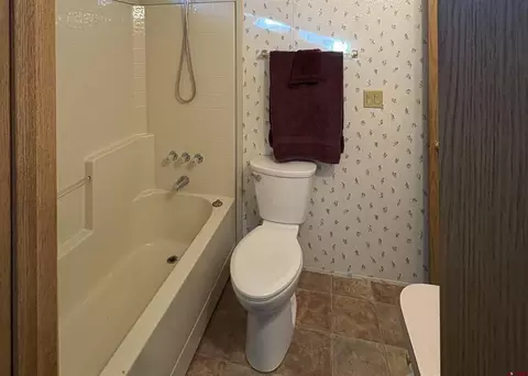 Bath - 32 Easy Dr, Arboles, CO 81121 photo 1 of 2