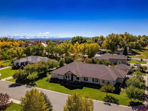 4201 Waterfall Dr, Montrose, CO 81403
